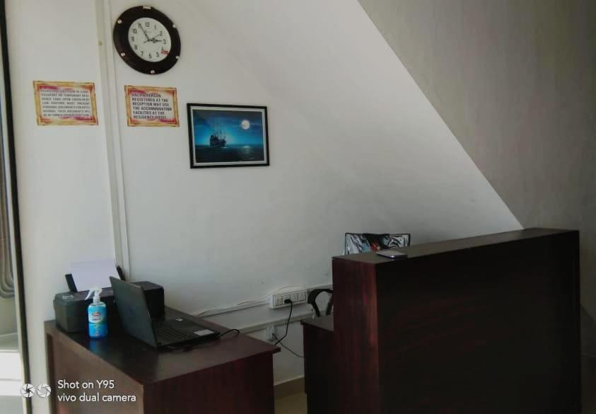Emirates Residency Otel Pudunagaram Dış mekan fotoğraf